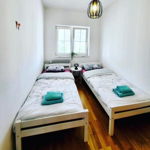 malinsummer_eu_apartment_1_004